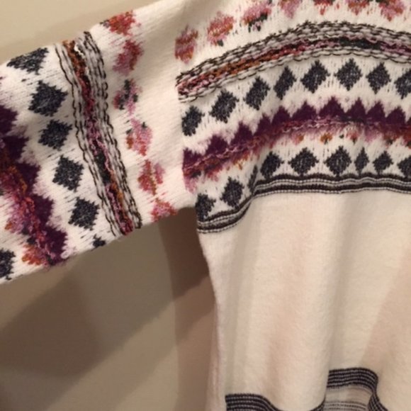 NWT - sweater, multi-colors/cream base, XL 16-18 - Picture 4 of 7